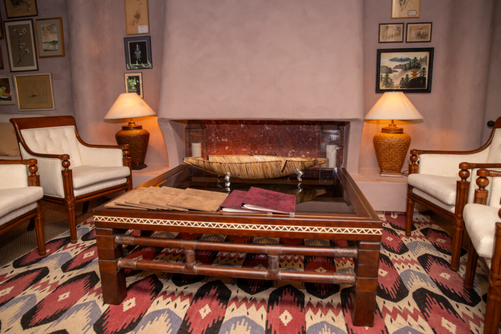 Salón de Trocadero Commodore, uno de los restaurantes Dónde ir en Madrid